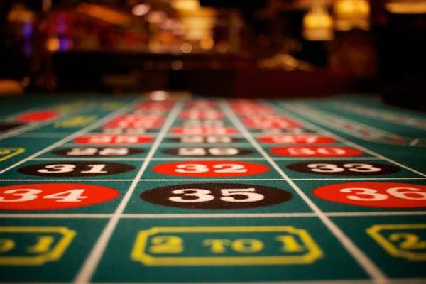 Enjoy Simple Table Games through an online casino Singapore for Casino Fans